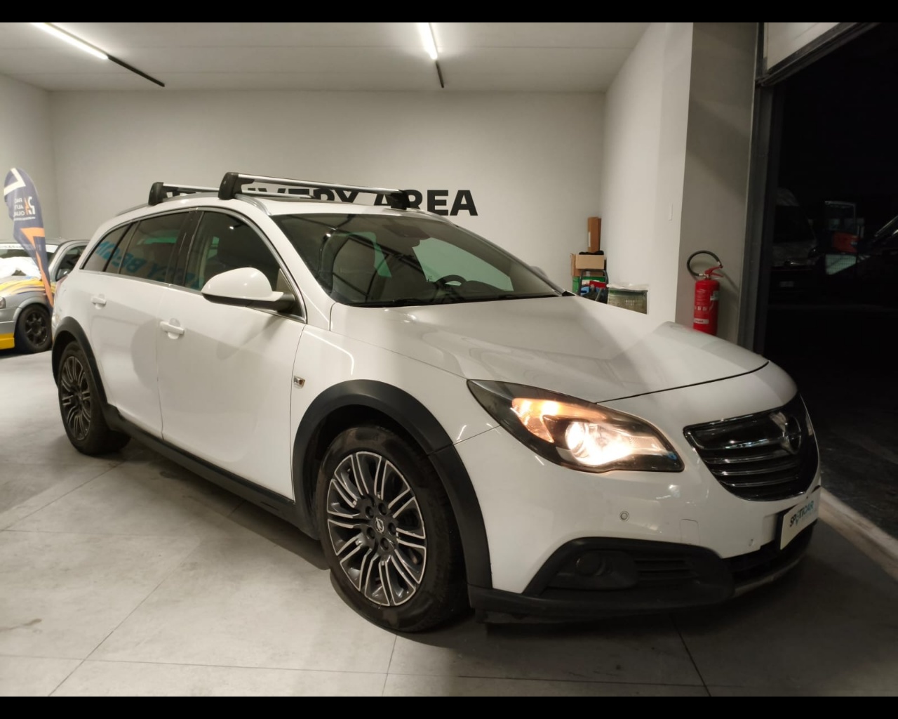 Foto OPEL Insignia Country Tourer 2.0 cdti biturbo 4x4 195cv auto