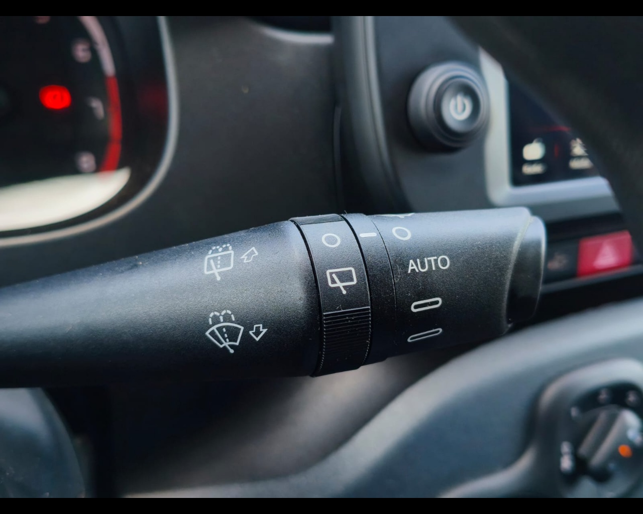 Foto FIAT Panda 1.0 firefly hybrid Cross s&s 70cv 5p.ti