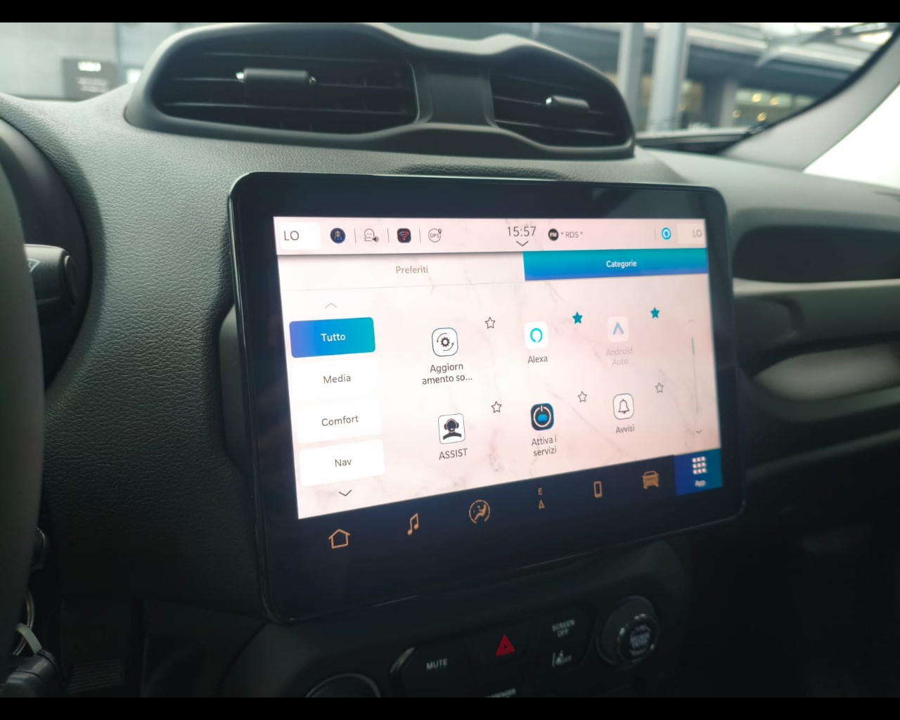 Foto JEEP Renegade 1.5 turbo t4 mhev Altitude 2wd dct