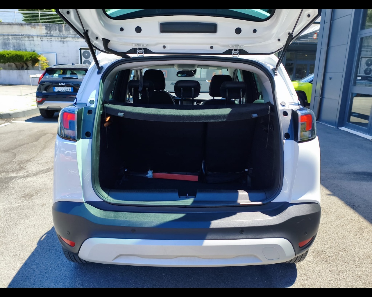 Foto OPEL Crossland 1.2 Elegance s&s 110cv