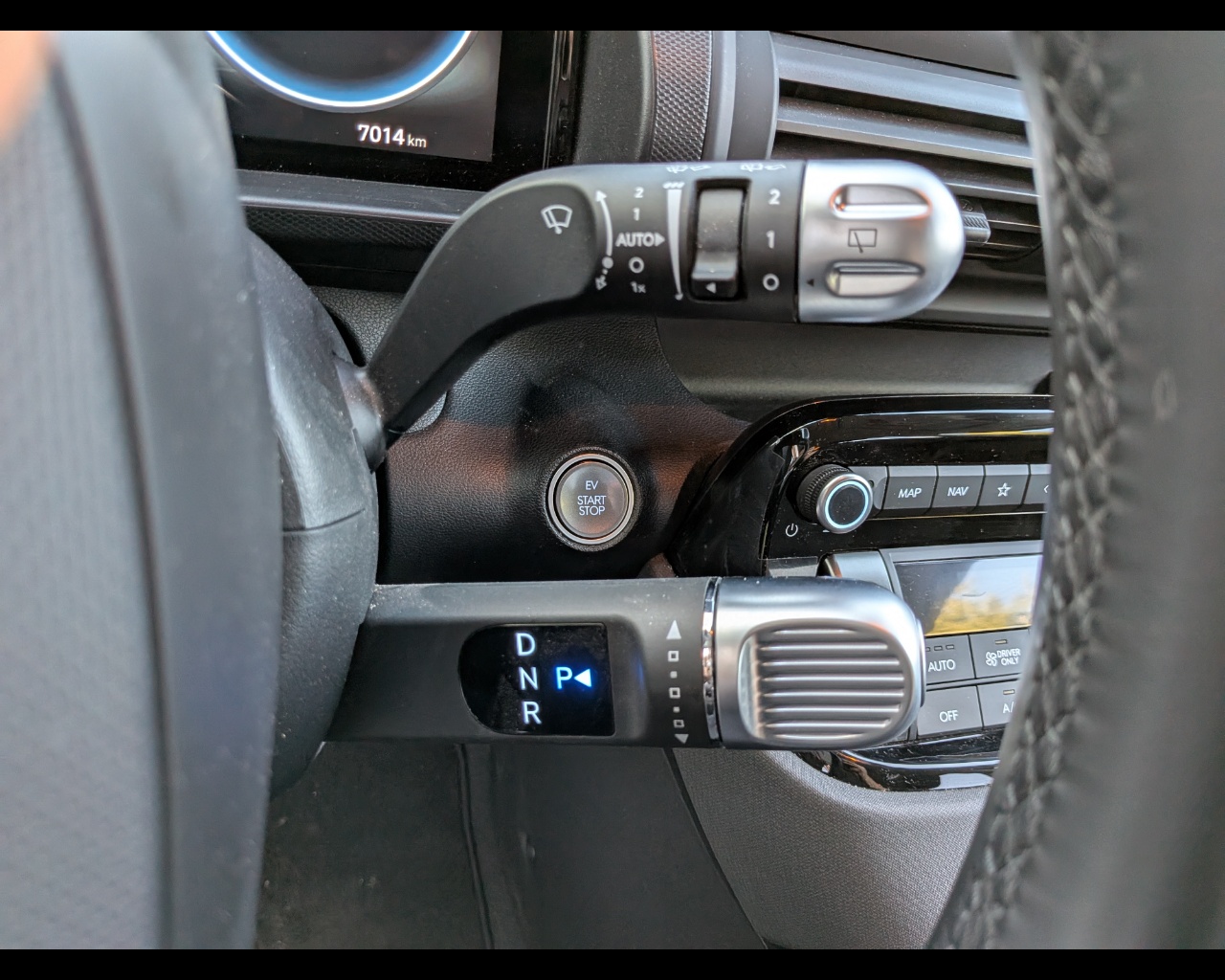 Foto HYUNDAI INSTER 49 KWH XCLASS+AP