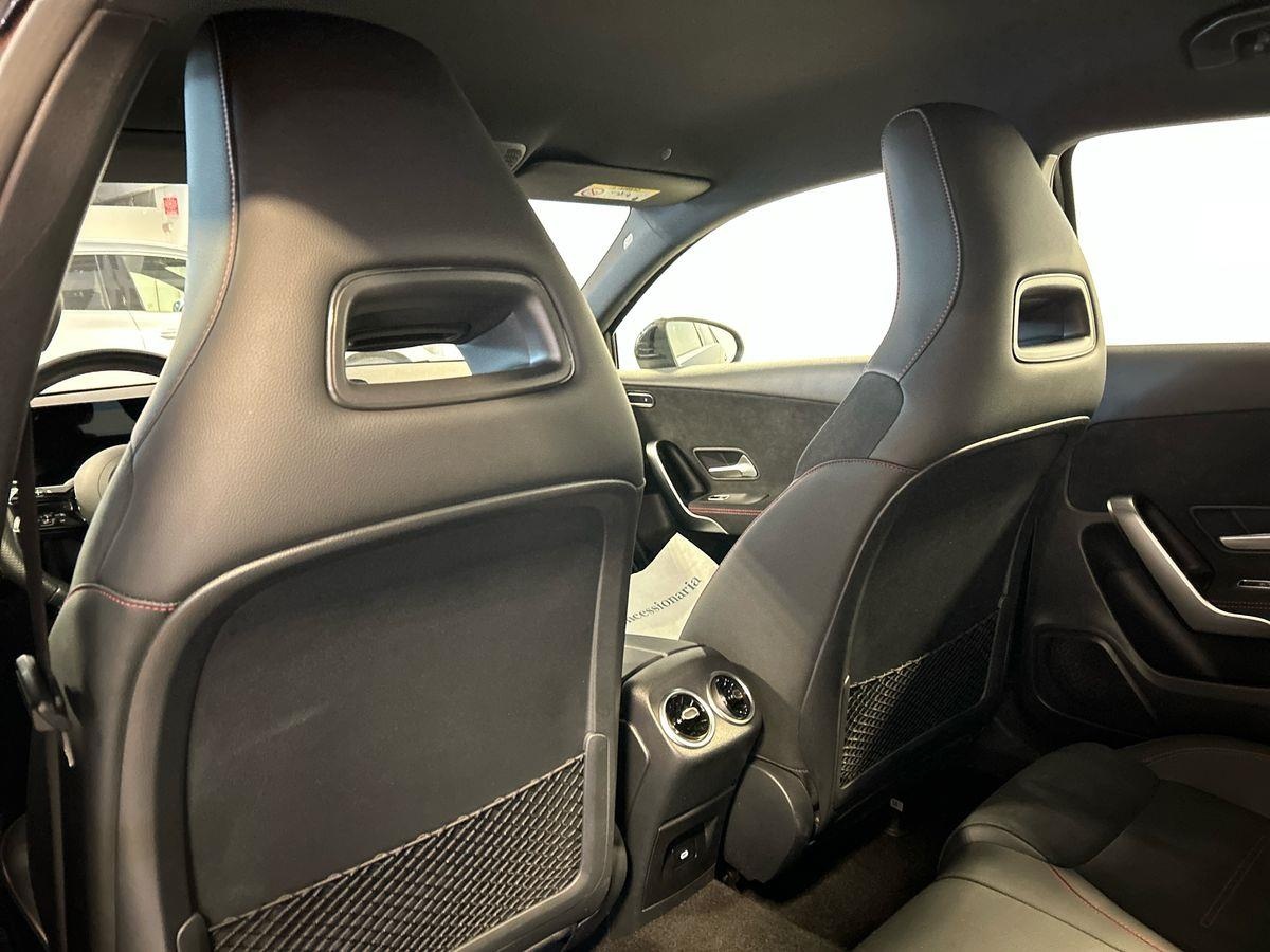 Mercedes  Classe A 180 D Advanced Plus AMG Line 8G-DCT - 18