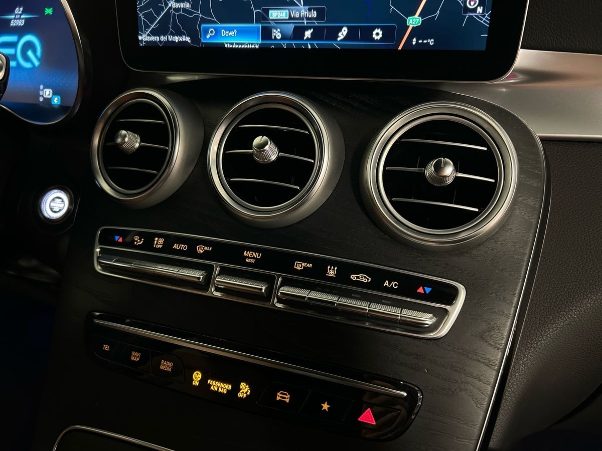 Mercedes GLC Coupé GLC Coupe 300 de Plug in hybrid (de EQ-POWER) Premium Plus 4Matic 9G-Tronic Plus - 14