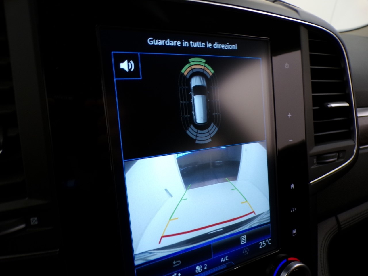 Renault Koleos Koleos 2.0 dCi Energy 175cv Initiale Paris 4x2 X-Tronic my18 - 18