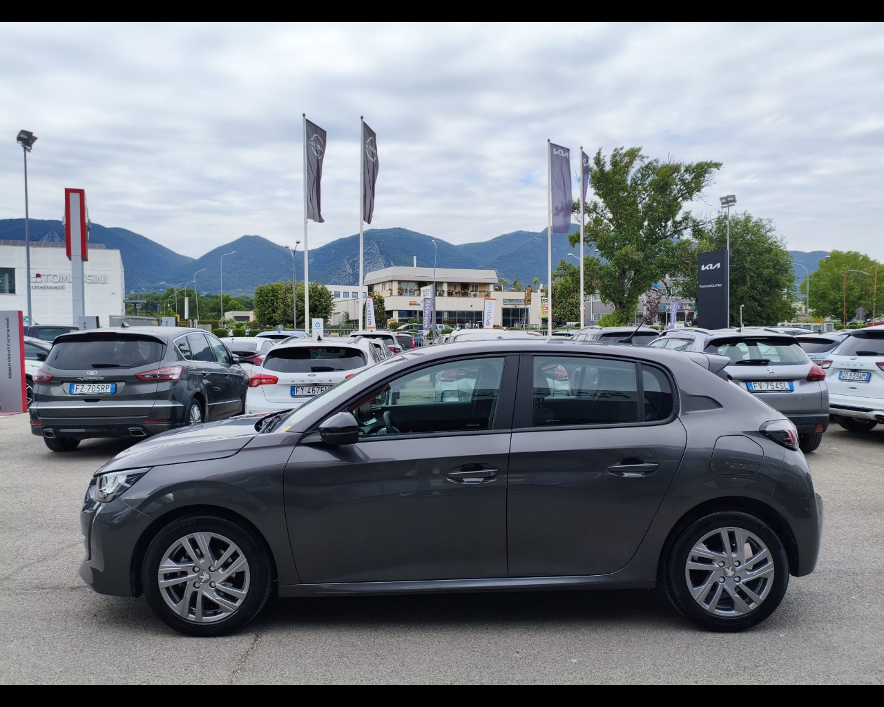 Foto PEUGEOT 208 1.2 puretech Active Pack s&s 75cv