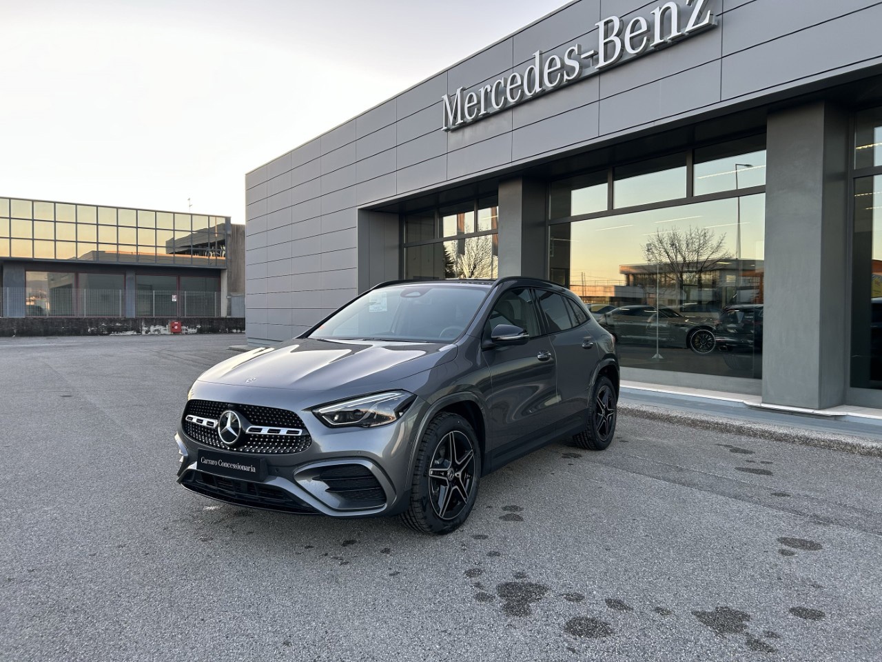 Mercedes GLA GLA 250e Plug-in hybrid Automatic AMG Line Extra - 3