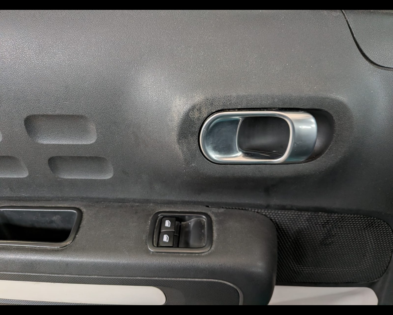 Foto CITROEN C3 1.5 bluehdi Feel Pack s&s 100cv 6m