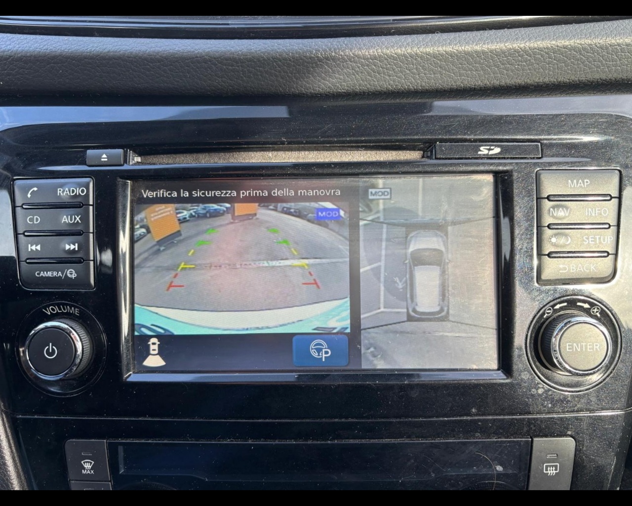 Foto NISSAN X-Trail 1.6 dci N-Connecta 4wd N1