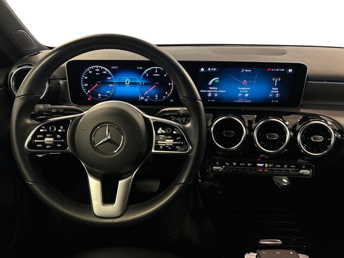 Mercedes Classe A Classe A 180 D Sport 7G-DCT - 11