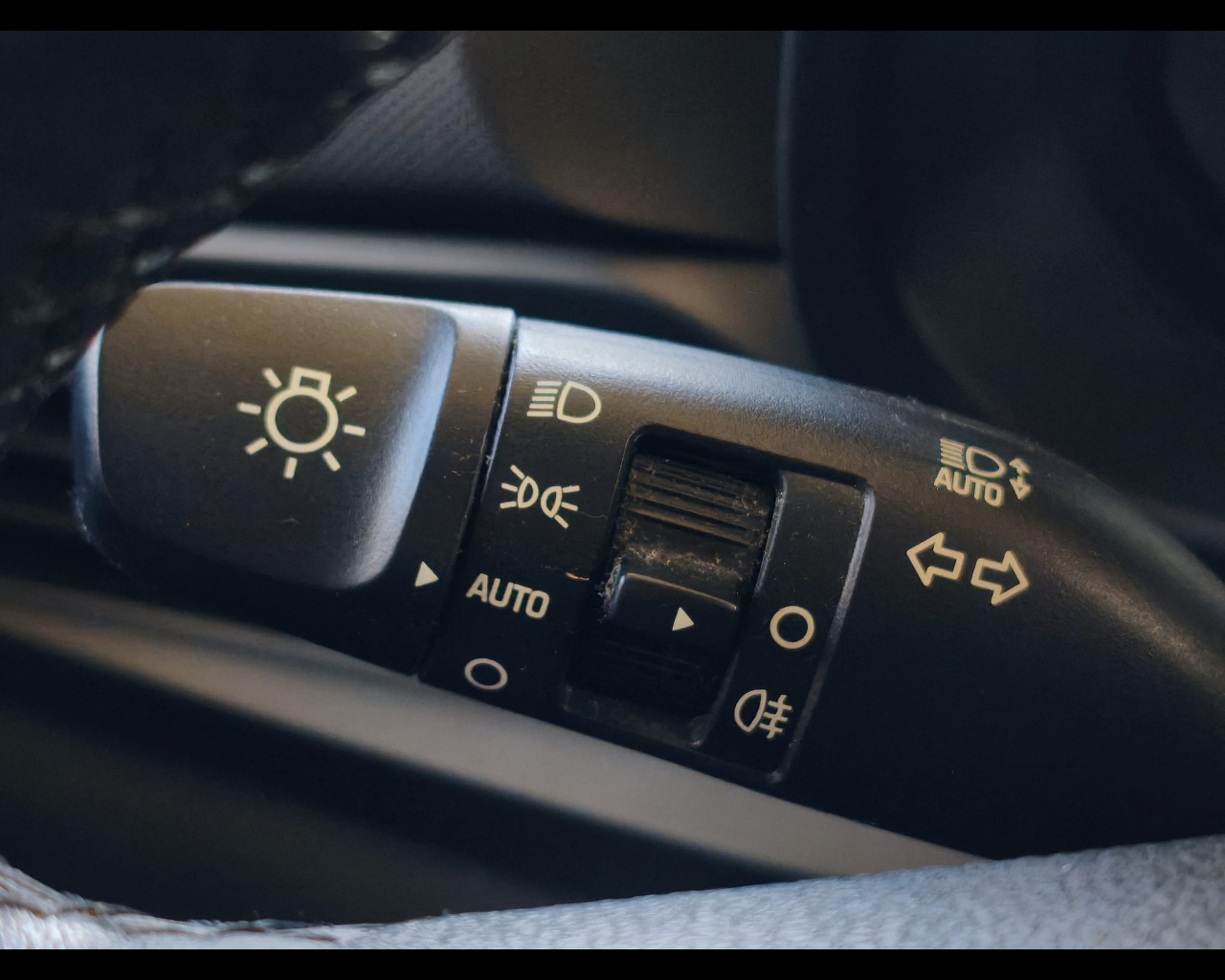 Foto HYUNDAI i20 1.2 mpi Connectline