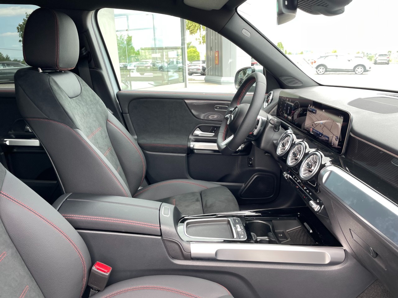 Mercedes GLB GLB 200 d 4Matic Automatic AMG Line ADVANCED PLUS - 11