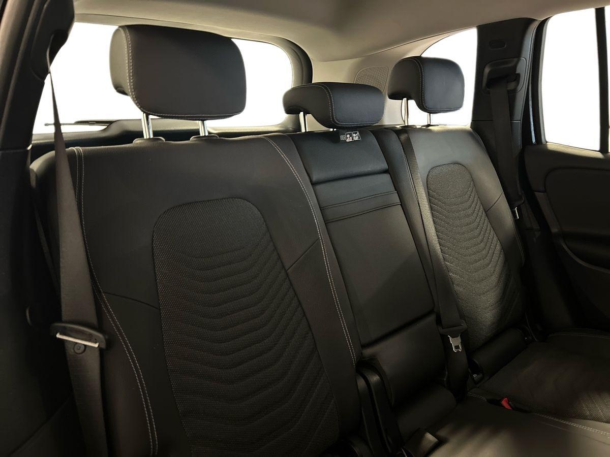 Mercedes  GLB 180 D Advanced 8G-DCT - 16