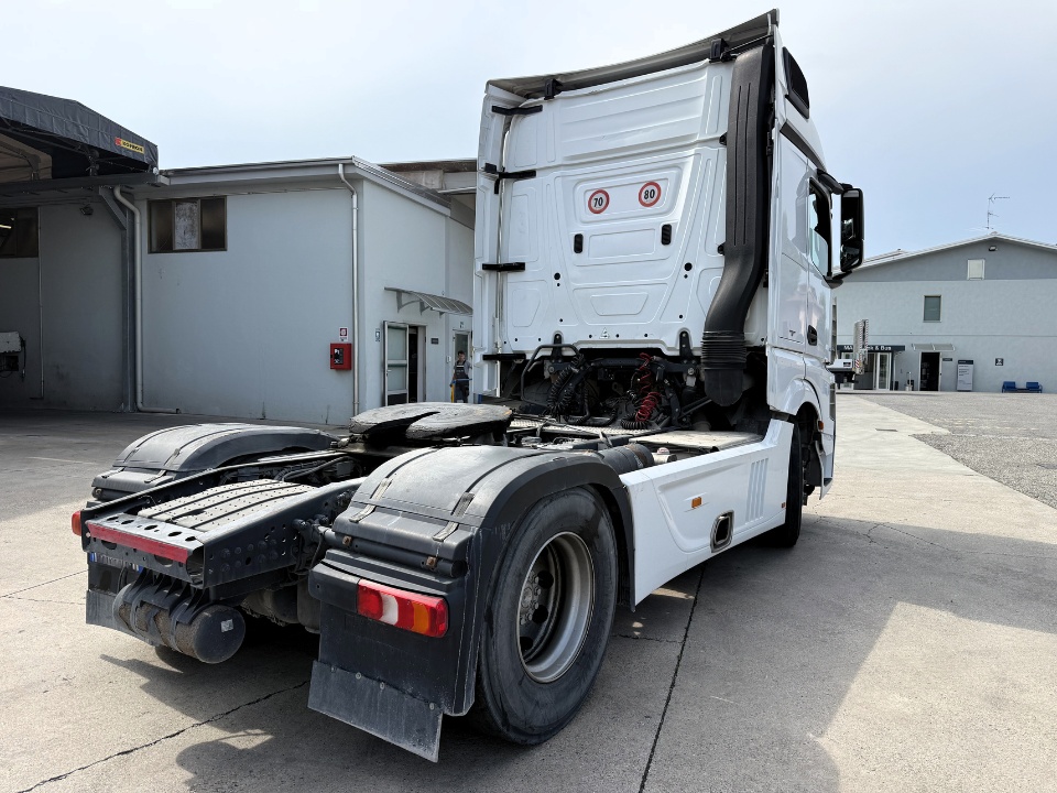MERCEDES ACTROS 18.45 ADR AT-FL-OX-EX-/II-EX/III