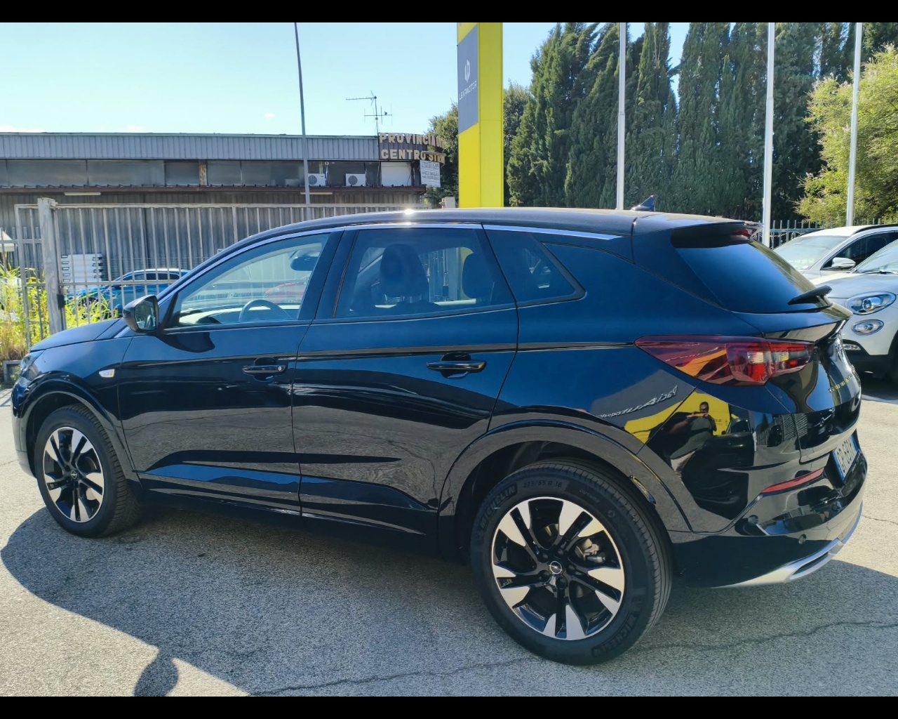 Foto OPEL Grandland 1.5 ecotec Business Elegance s&s 130cv at8