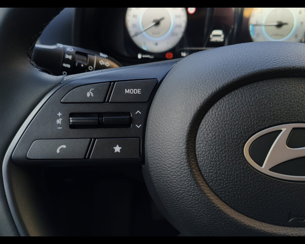 Foto HYUNDAI I20 MY26 1.0 T-GDI CONNECTLINE