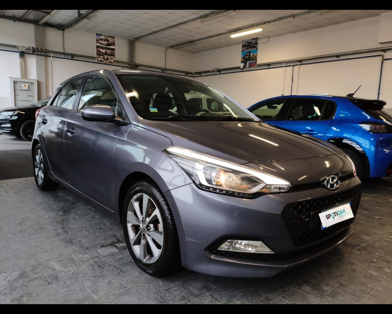 Foto HYUNDAI i20 5p 1.2 Comfort econext 84cv