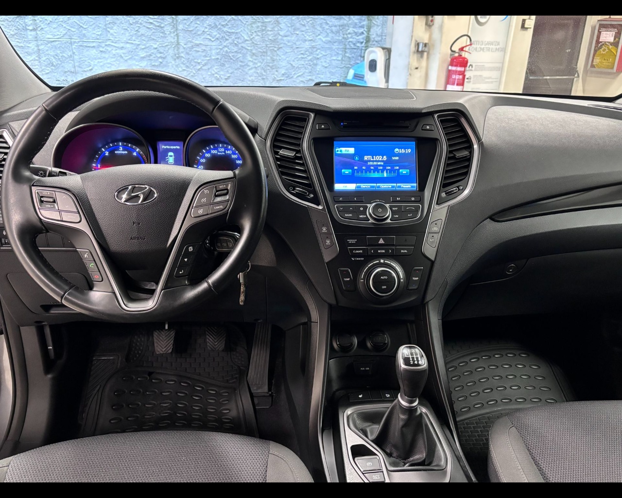 HYUNDAI Santa Fe 3ªs. 12-18 Santa Fe 2.0 CRDi 4WD Comfort Plus Diesel usato - 14