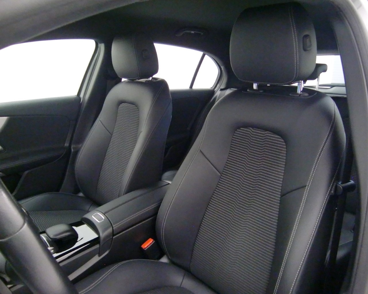 Mercedes Classe A Classe A 250e Plug-in hybrid Automatic SPORT - 12