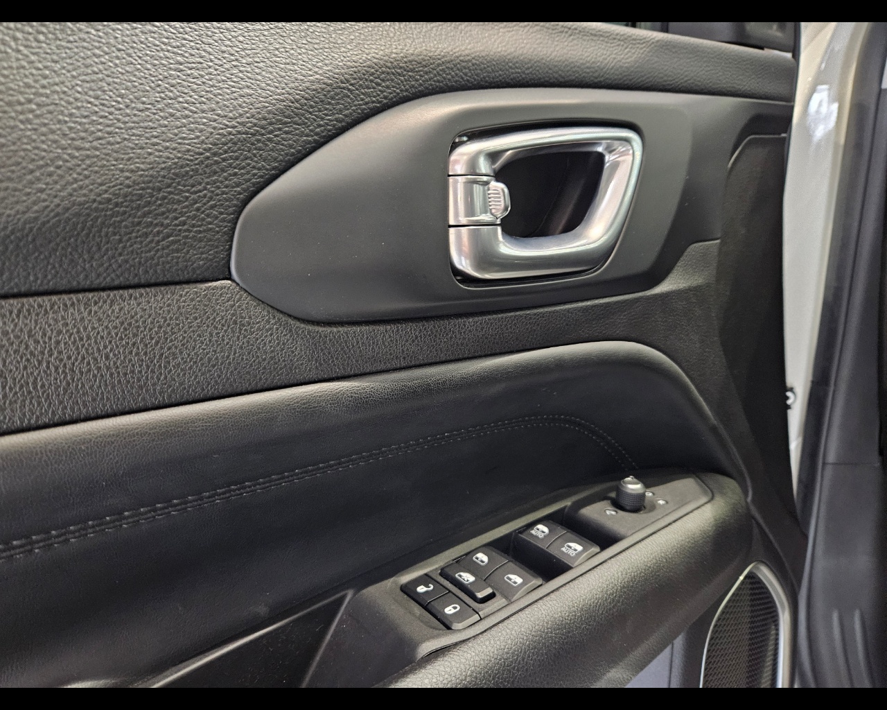 JEEP Compass 4xe Plug-In Hybrid North Star 1.3 Turbo T4 Phev 4xe At6 240cv Ibrida km0 - 13