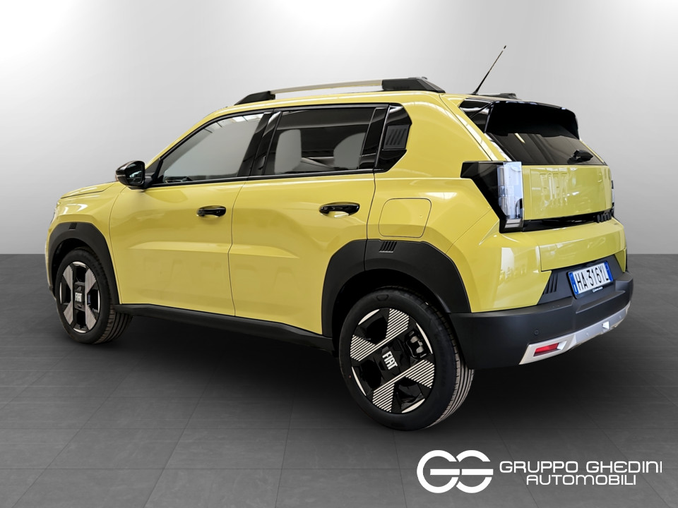 FIAT Grande Panda Hybrid La Prima 1.2 Hybrid 110cv Ibrida km0 - 2