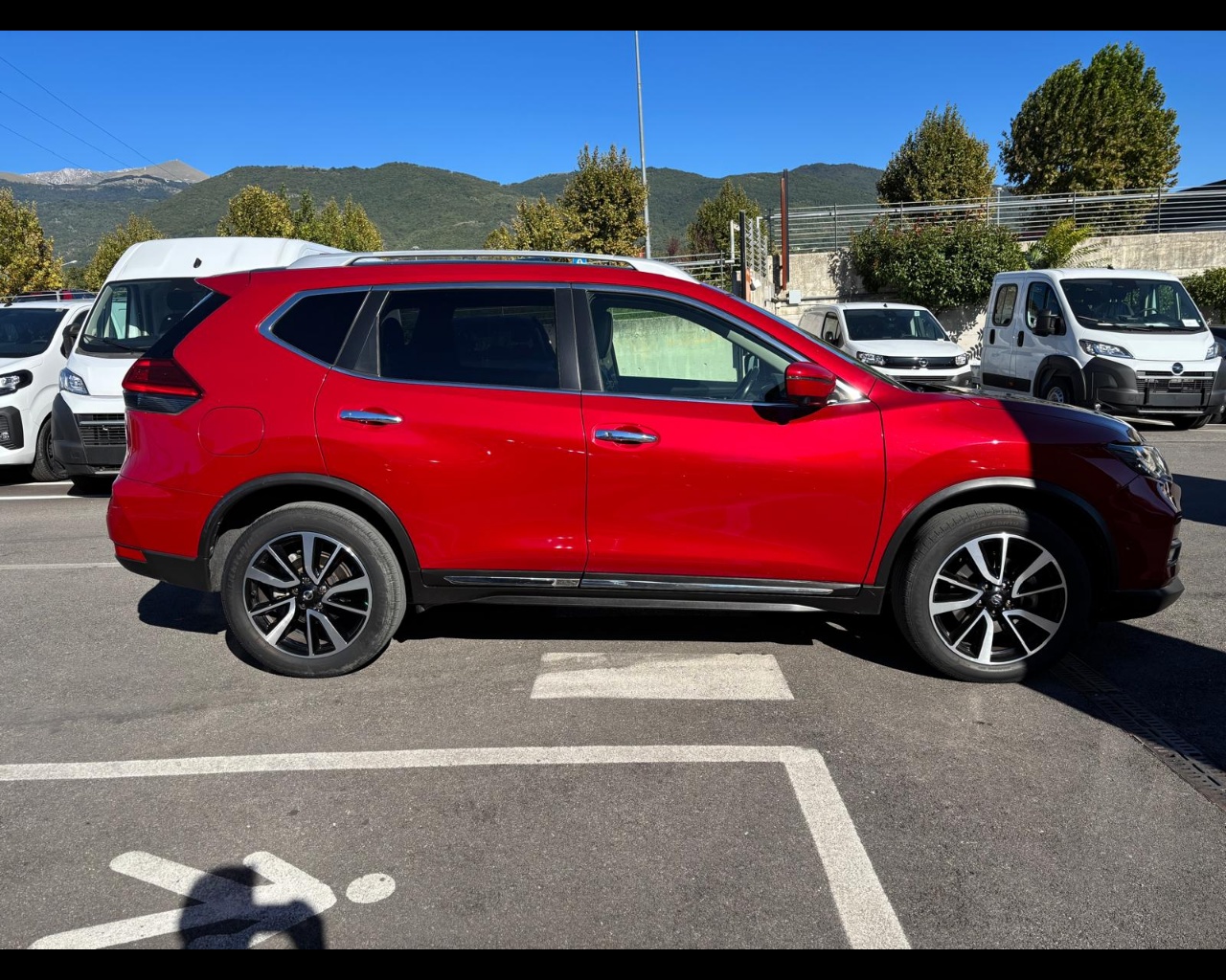 Foto NISSAN X-Trail 1.7 dci Tekna 4wd