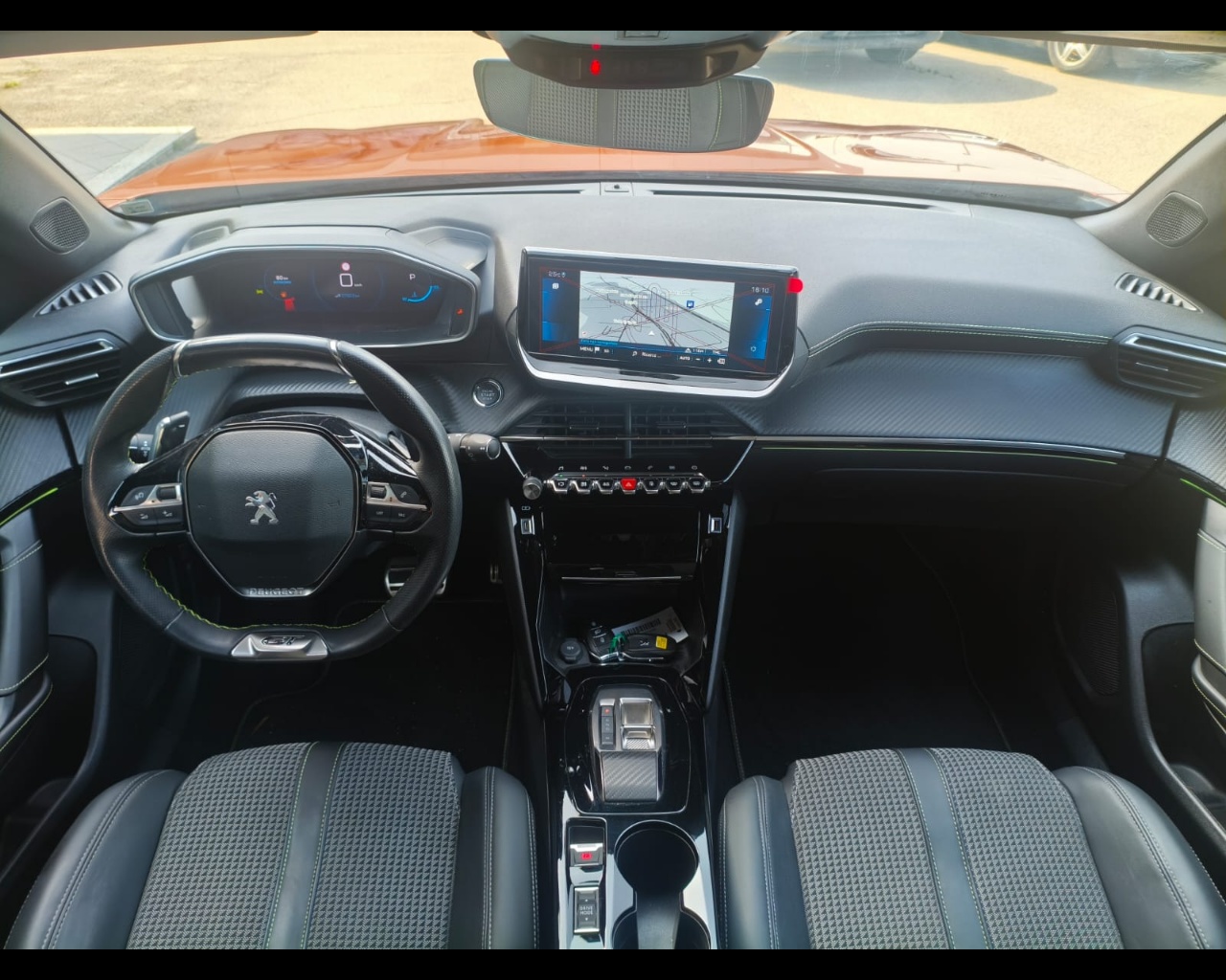 Foto PEUGEOT 2008 1.2 puretech GT Pack s&s 130cv eat8