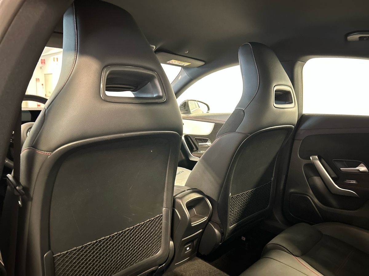 Mercedes CLA Coupé CLA Coupe 200 D AMG Line Premium Plus 8G-DCT - 18