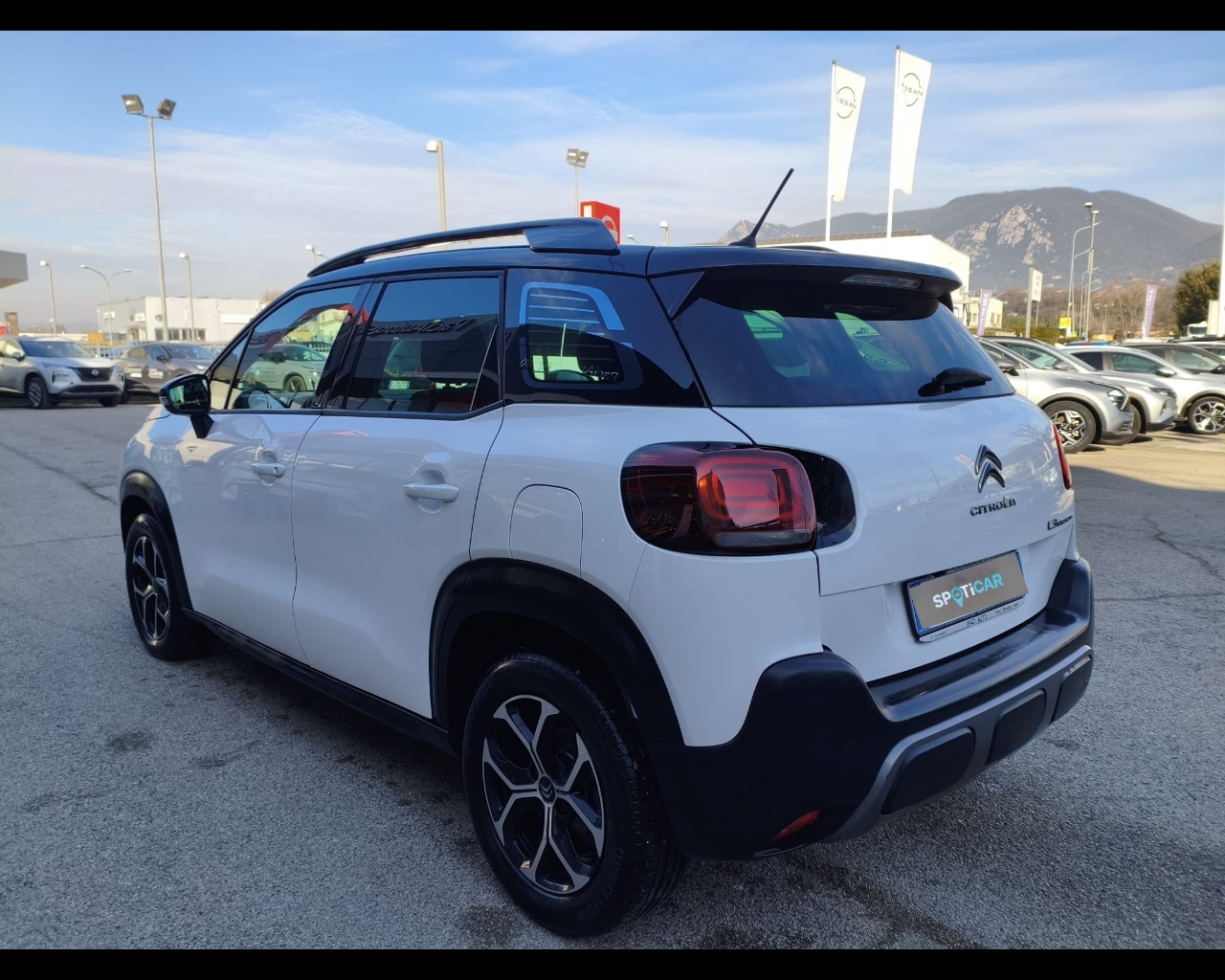 Foto CITROEN C3 Aircross 1.2 puretech Shine s&s 110cv