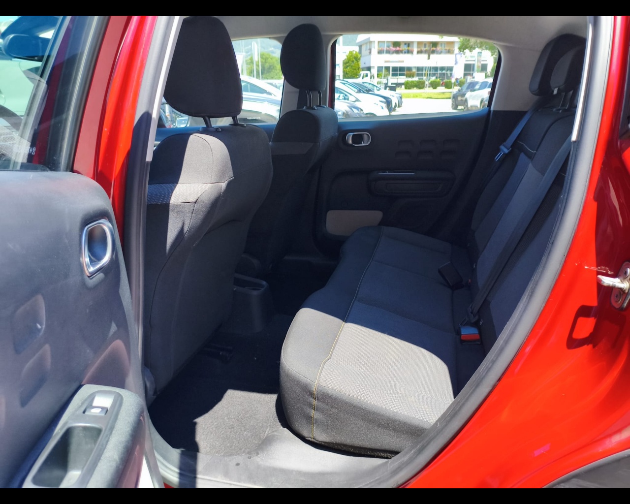 Foto CITROEN C3 1.2 puretech Shine 82cv