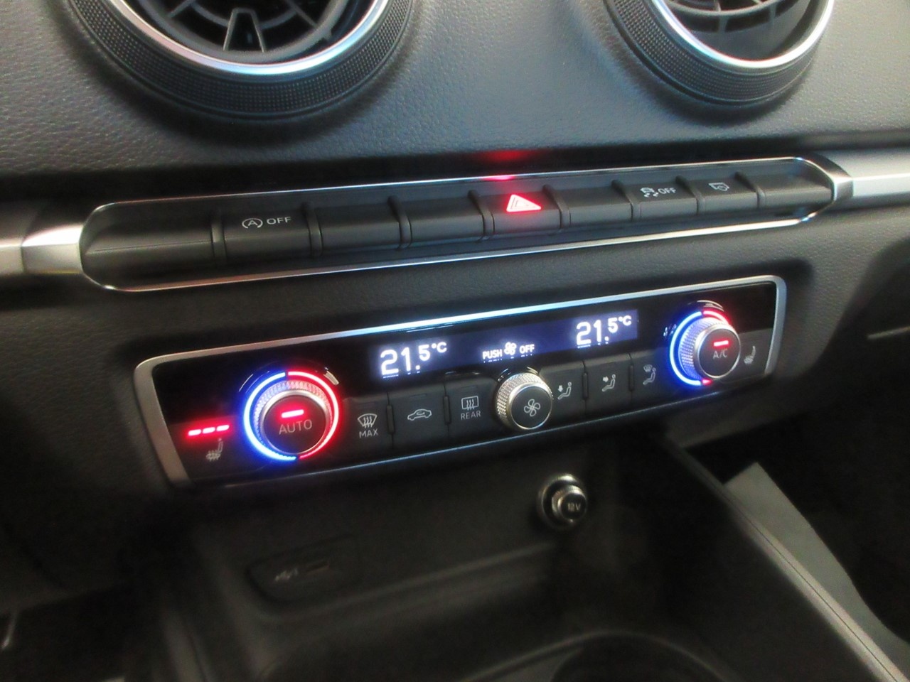 Audi A3 A3 Sportback 35 1.5 TFSI 150cv Business - 18