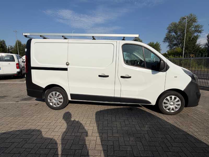 Vivaro Ii - Vivaro 27 1.6 Cdti 120cv L1h1 Edit. E6