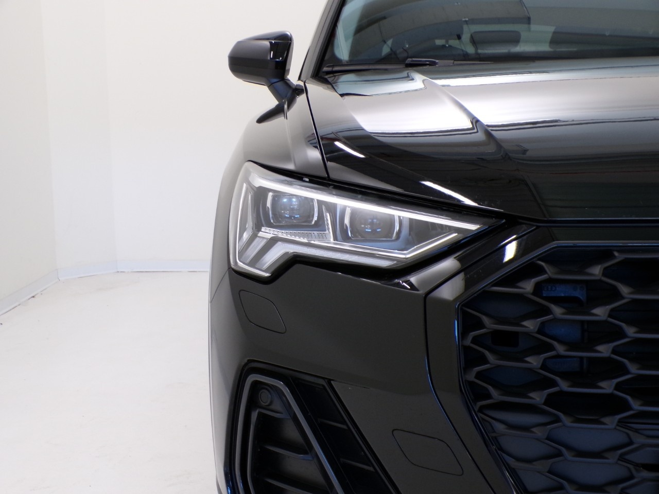 Audi Q3 Q3 Sportback 35 2.0 TDI Identity Black S tronic - 5