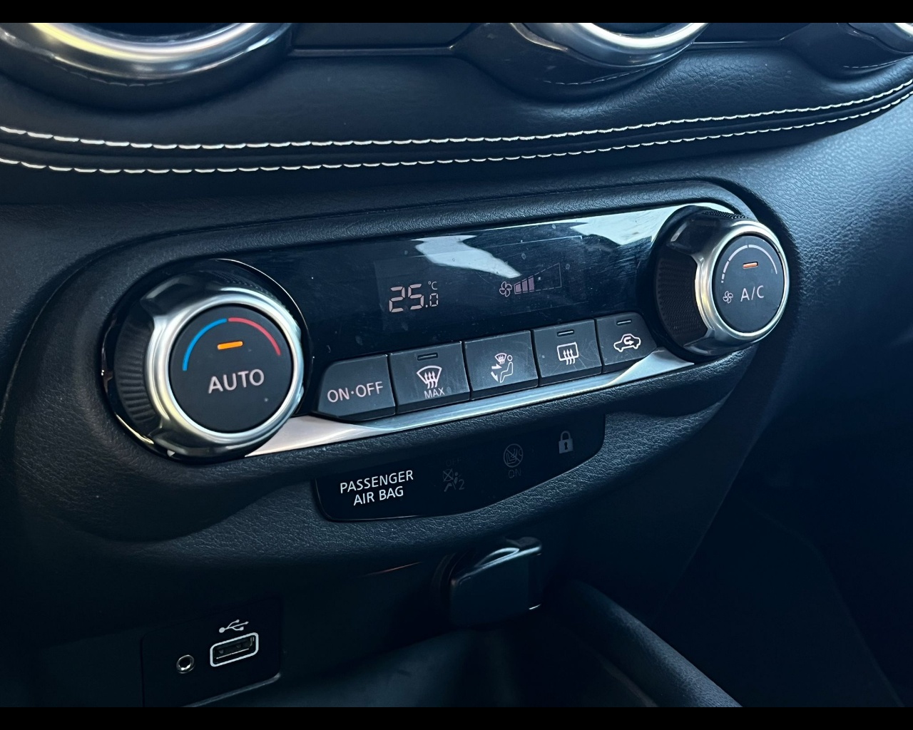 Foto NISSAN Juke 1.0 dig-t N-Connecta 114cv