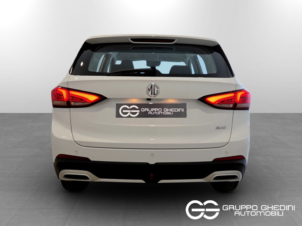 MG ZS 1.5 Comfort Benzina km0 - 4