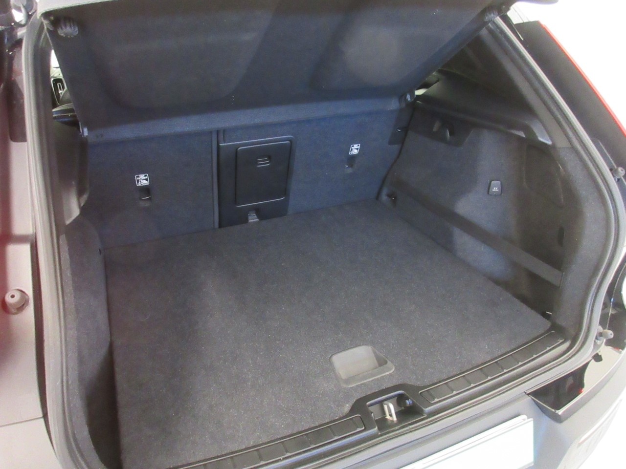 Volvo XC40 XC40 2.0 D3 Business Plus Geartronic - 8