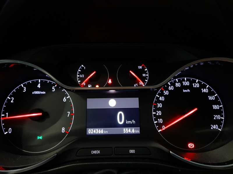 Crossland Elegance 1.5 110cv Mt6 Diesel