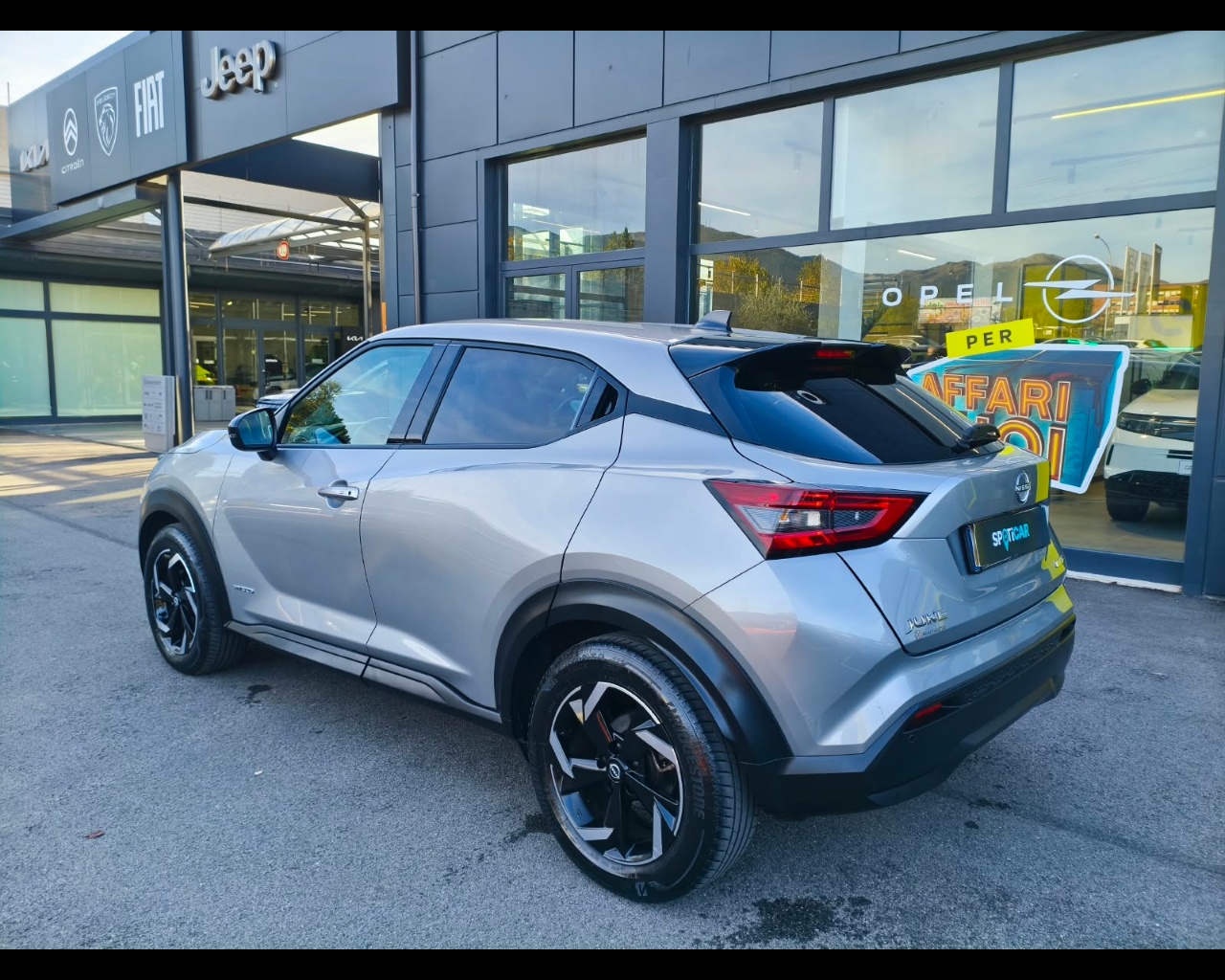 Foto NISSAN Juke 1.6 hev N-Connecta