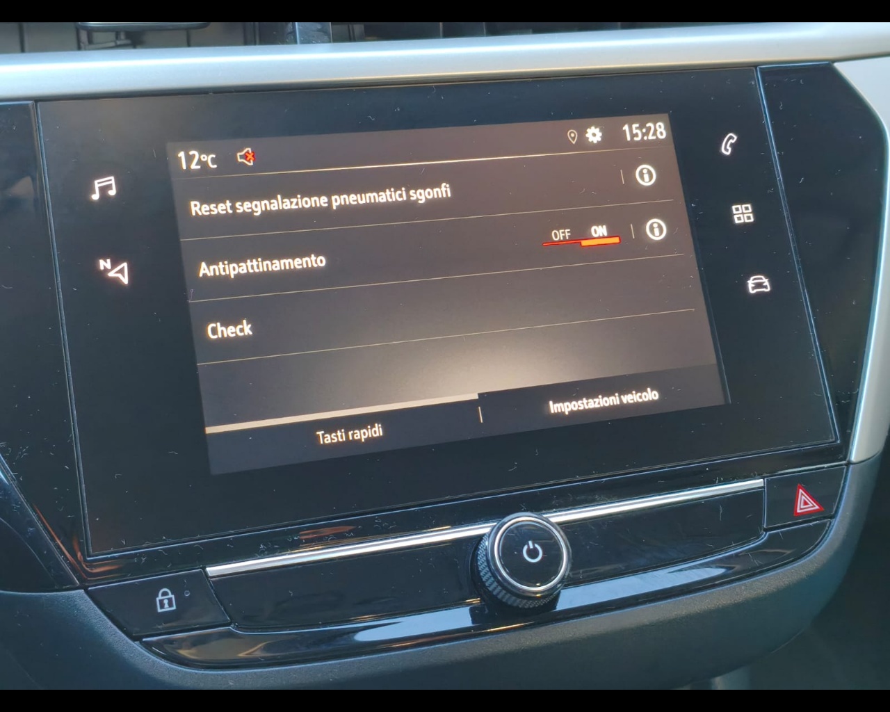 Foto OPEL Corsa 1.2 Edition 75cv