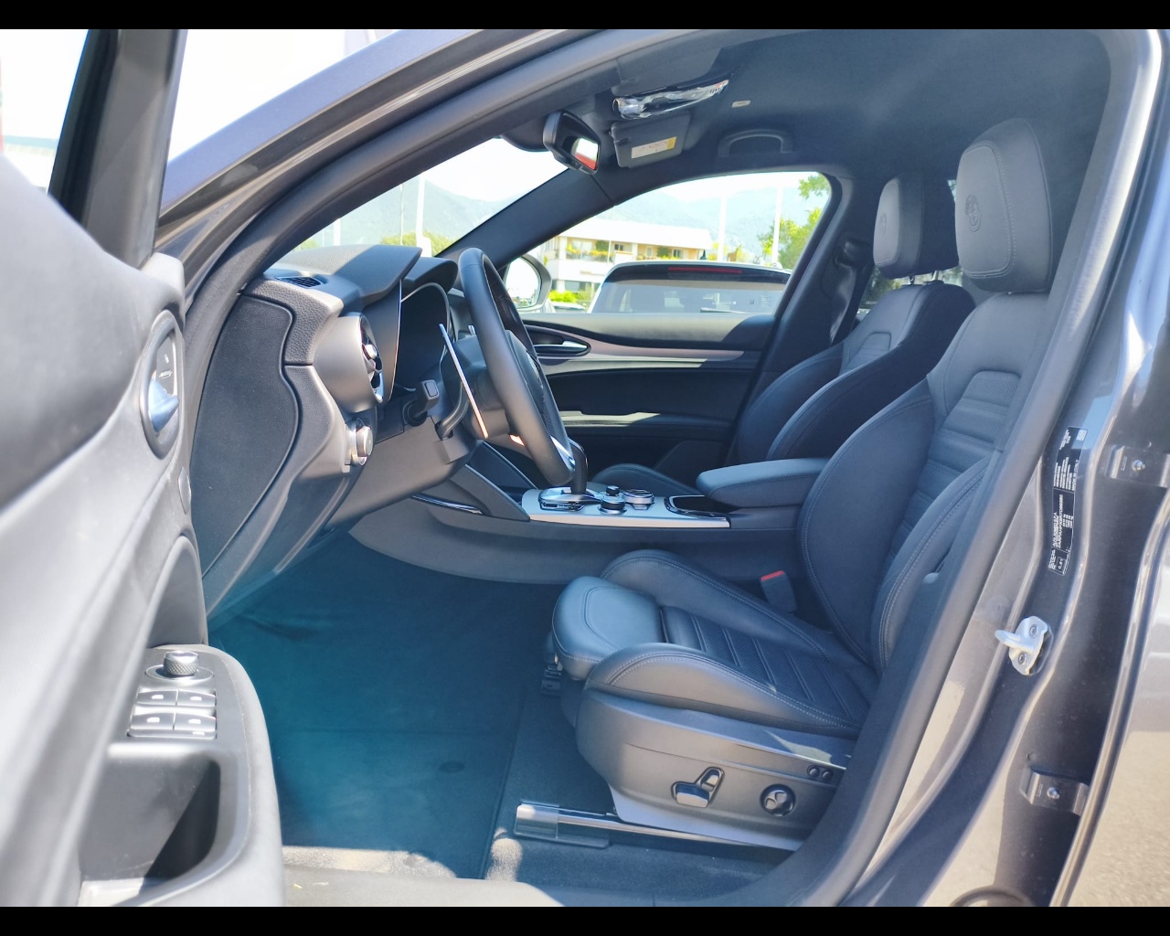 Foto ALFA ROMEO Stelvio 2.2 t Veloce Q4 210cv auto