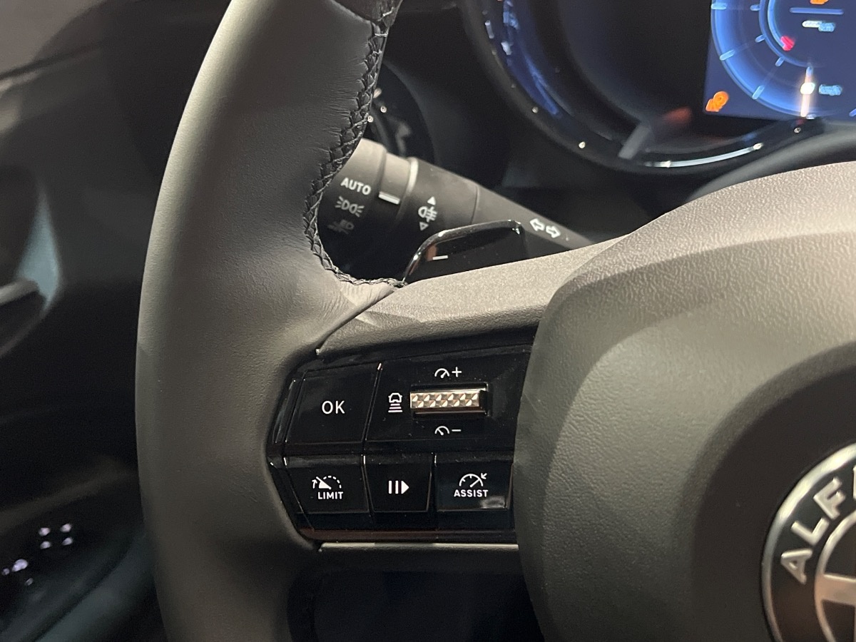 Alfa Romeo Junior Nuovo Ibrido benzina Junior Verona