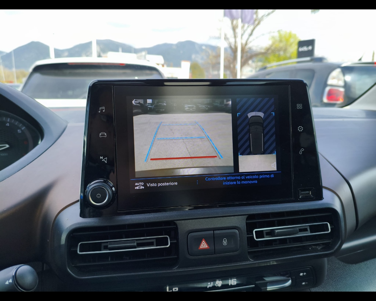 Foto PEUGEOT Rifter 1.5 bluehdi GT Line s&s 130cv