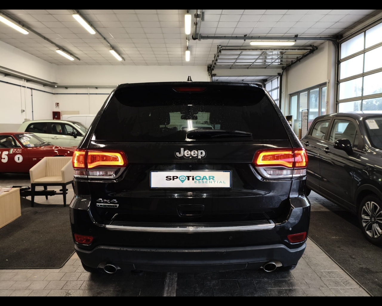 Foto JEEP Grand Cherokee 3.0 crd (mjt II) V6 Limited 250cv auto