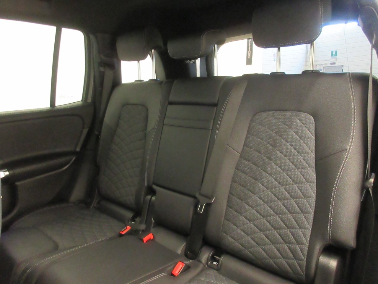 Mercedes GLB GLB 200 D Sport Plus 8G-DCT - 14