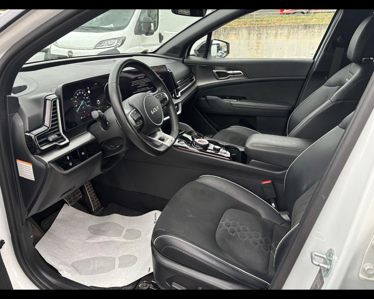 Foto KIA Sportage 1.6 tgdi hev GT-line Panorama Sunroof auto