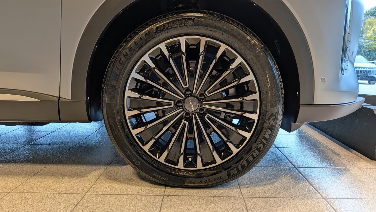 Omoda OMODA 9 9 - SHS-P 1.5TGDI - Trazione AWD - Premium - 8