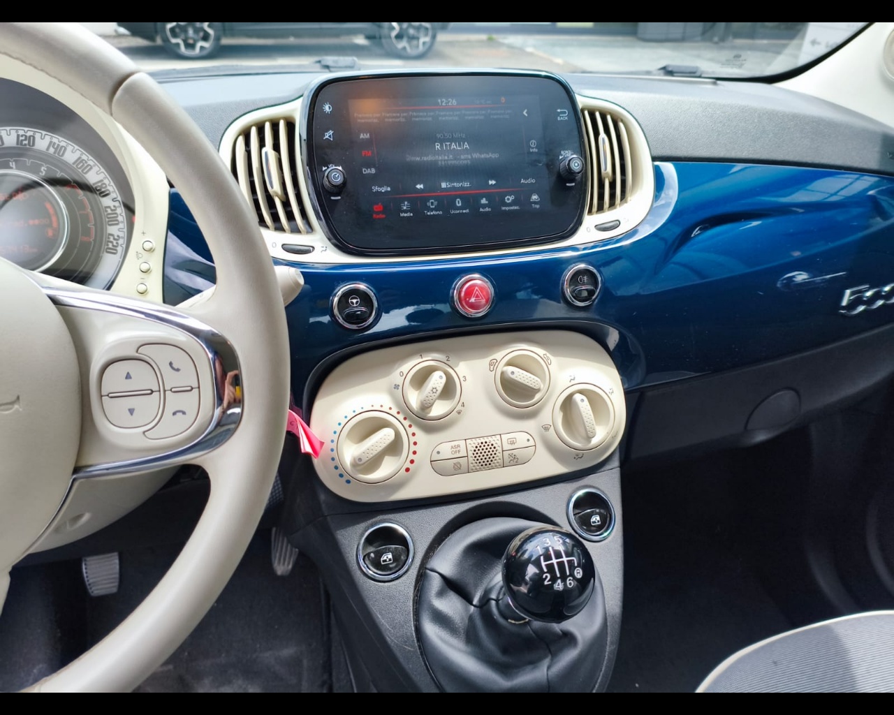 Foto FIAT 500 1.0 hybrid Lounge 70cv