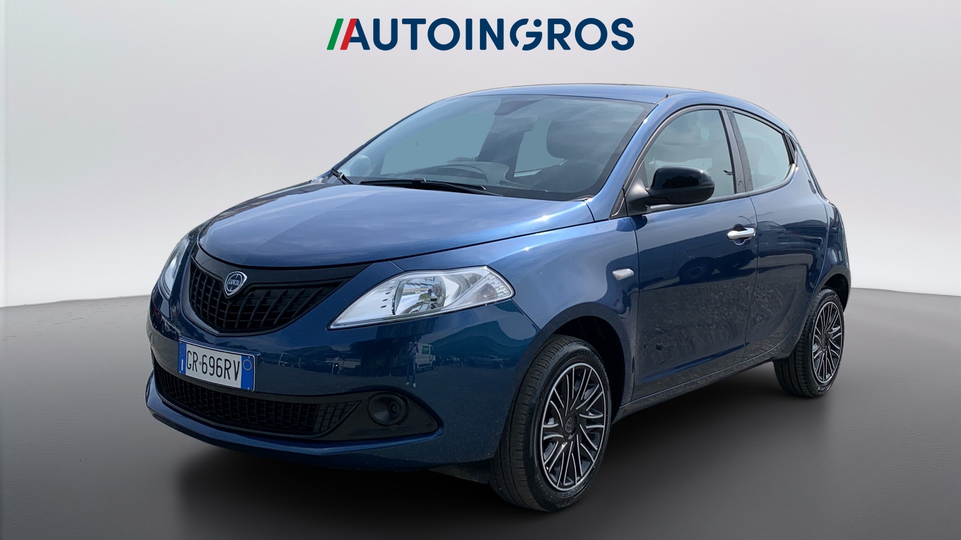 LANCIA Ypsilon Ypsilon 1.0 firefly hybrid Silver s&s 70cv