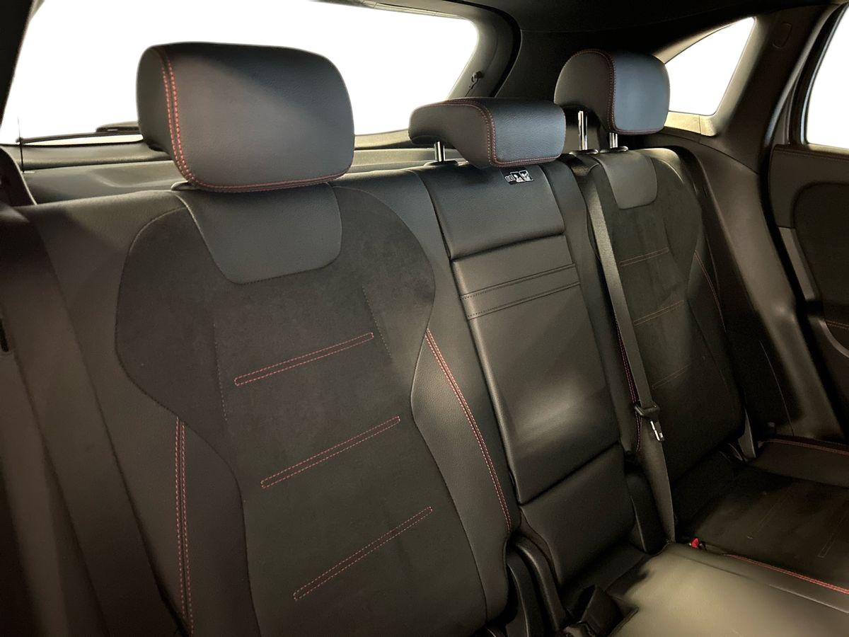 Mercedes GLA GLA 200 D AMG Line Premium 4Matic 8G-DCT - 16