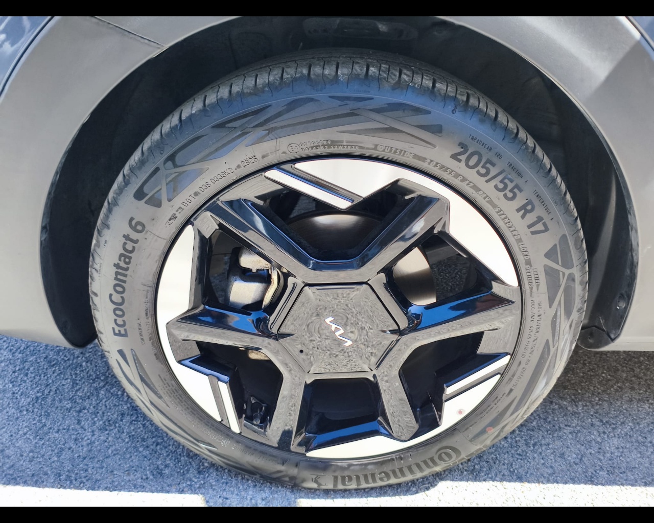 Foto KIA NUOVA STONIC 1.0 T-GDI MH STYLE LAUNCH
5 Door