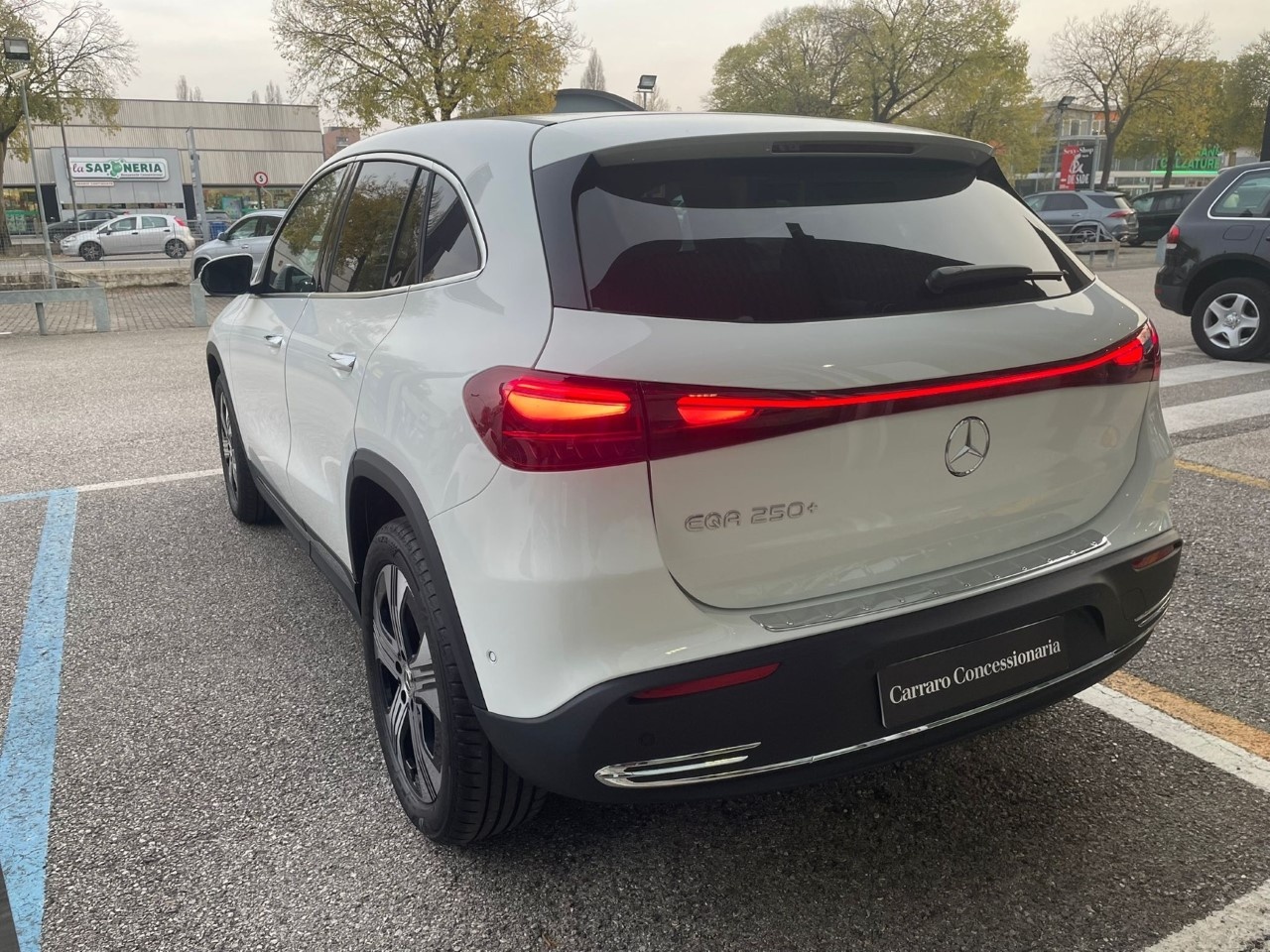 Mercedes EQA EQA 250+ Progressive Advanced Plus - 4
